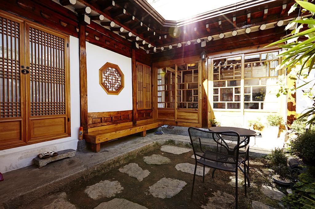 Vine Hanok Guesthouse Seul Esterno foto